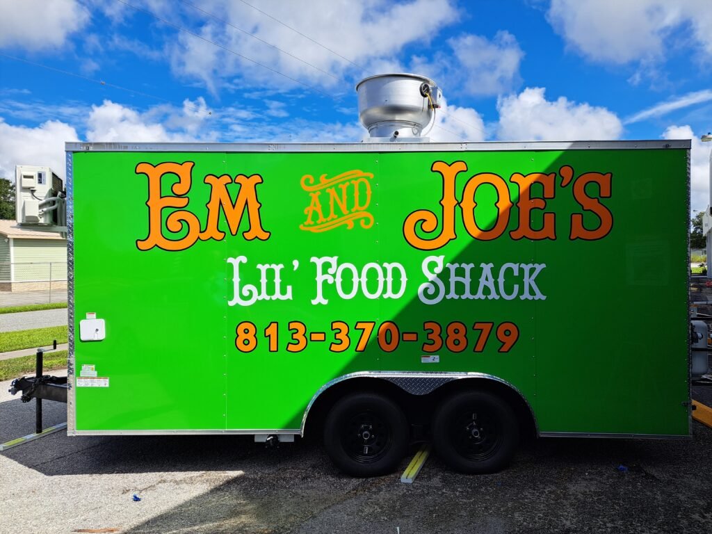 Custom Signage – vinyl-graphics-wrap-em and joes